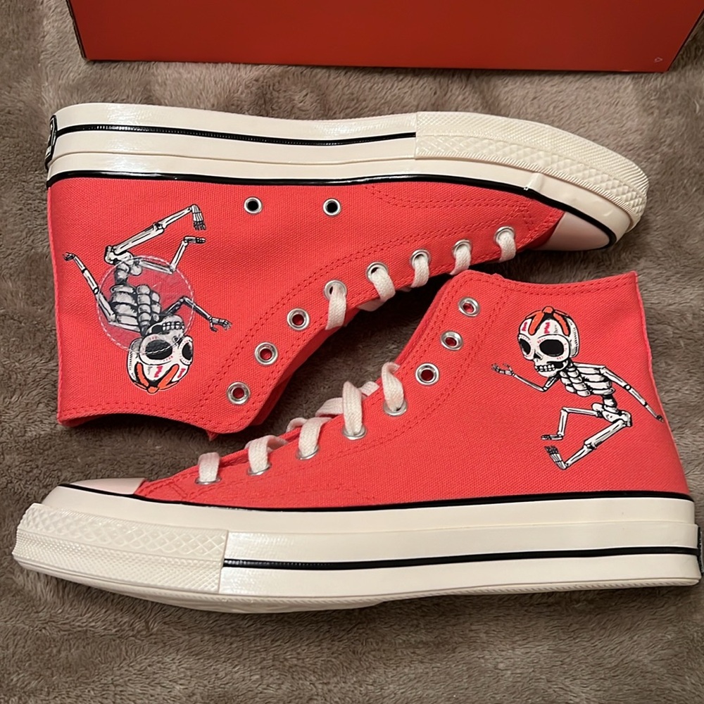New mens size 9.5 CONVERSE CHUCK 70 SKELETON. Limited Edition